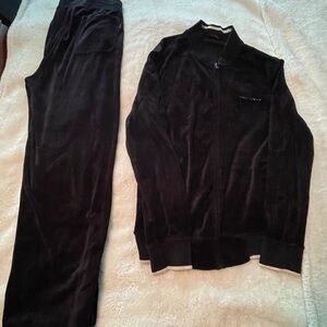 Sean John track suit in mint condition camera quality not the best